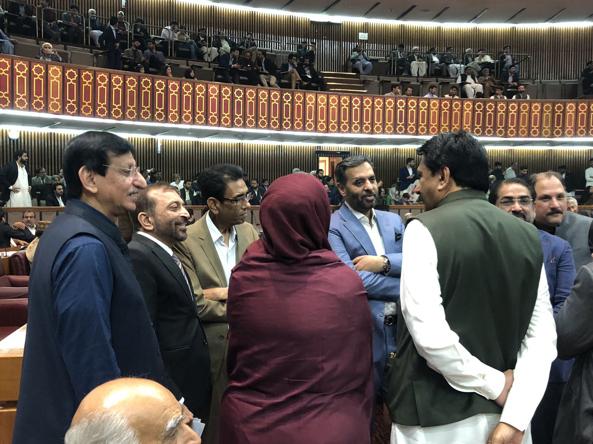 sabheenghoury's tweet photo. MQM Pakistan's Parlimantarians at Oath taking ceremony of National Assembly #MQMPakistan https://t.co/kasrG4OyKh