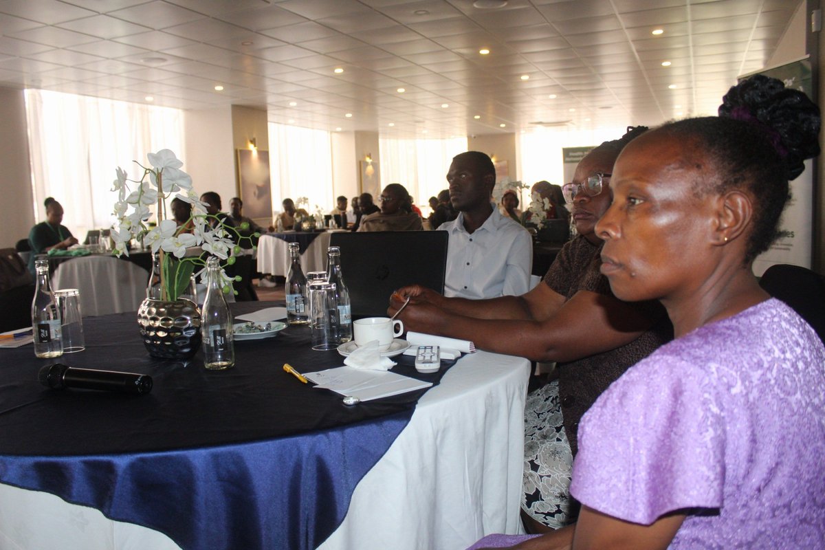 HennetKenya's tweet photo. Sharon the Senior programs officer at Hennet presents to the present member CSOs on why the GFF was formed and the Global GFF institutional Arrangement and the key developments since Kenya's Investment in GFF
#GFFinKenya https://t.co/kjvS6f6bQw