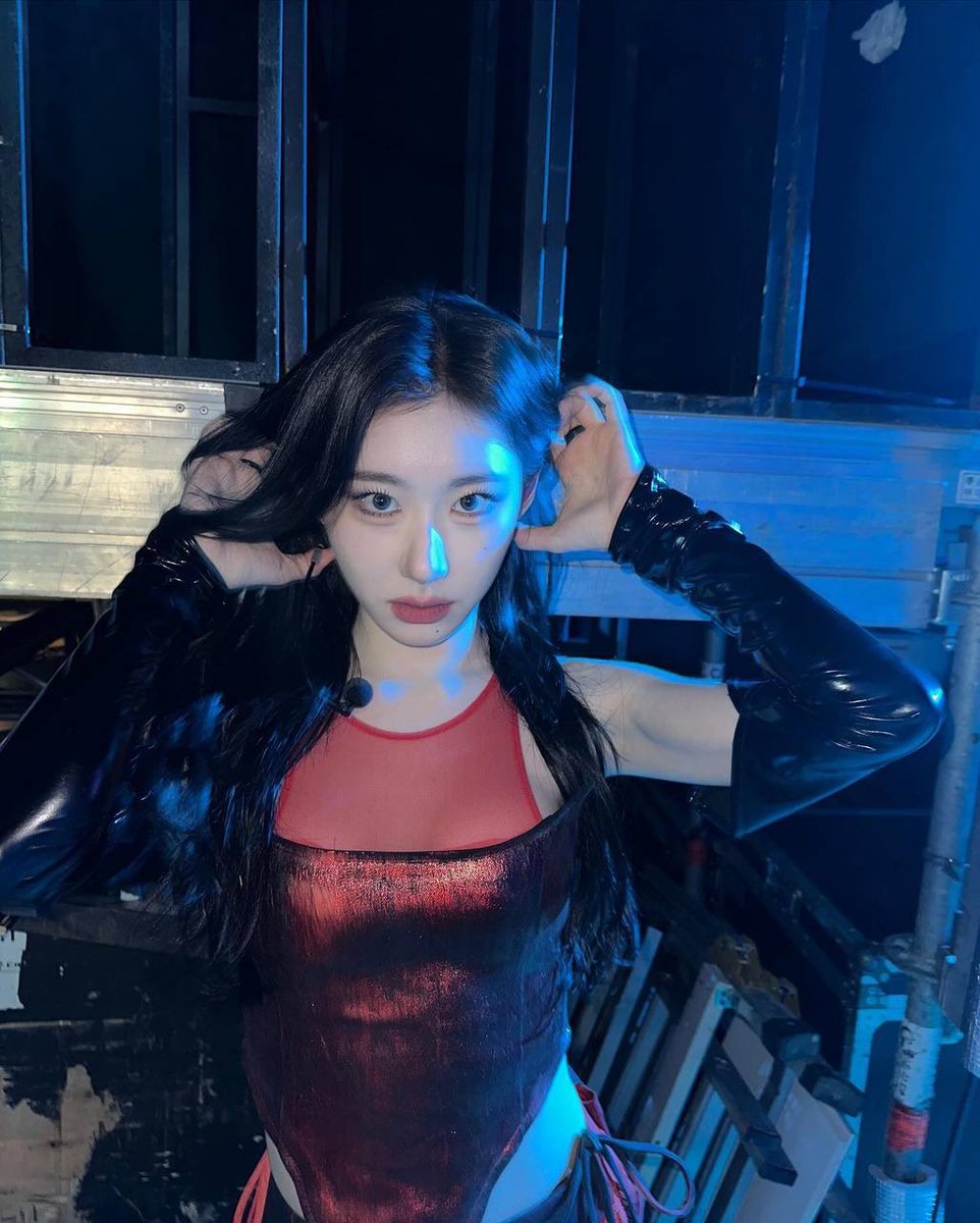 A truly memorable night for me. We are so grateful that Midzy came to our concert. Ultimately, I am so happy, even though I did not anticipate the crowd to be that boisterous. Maybe we will cross paths again later, Midzy!