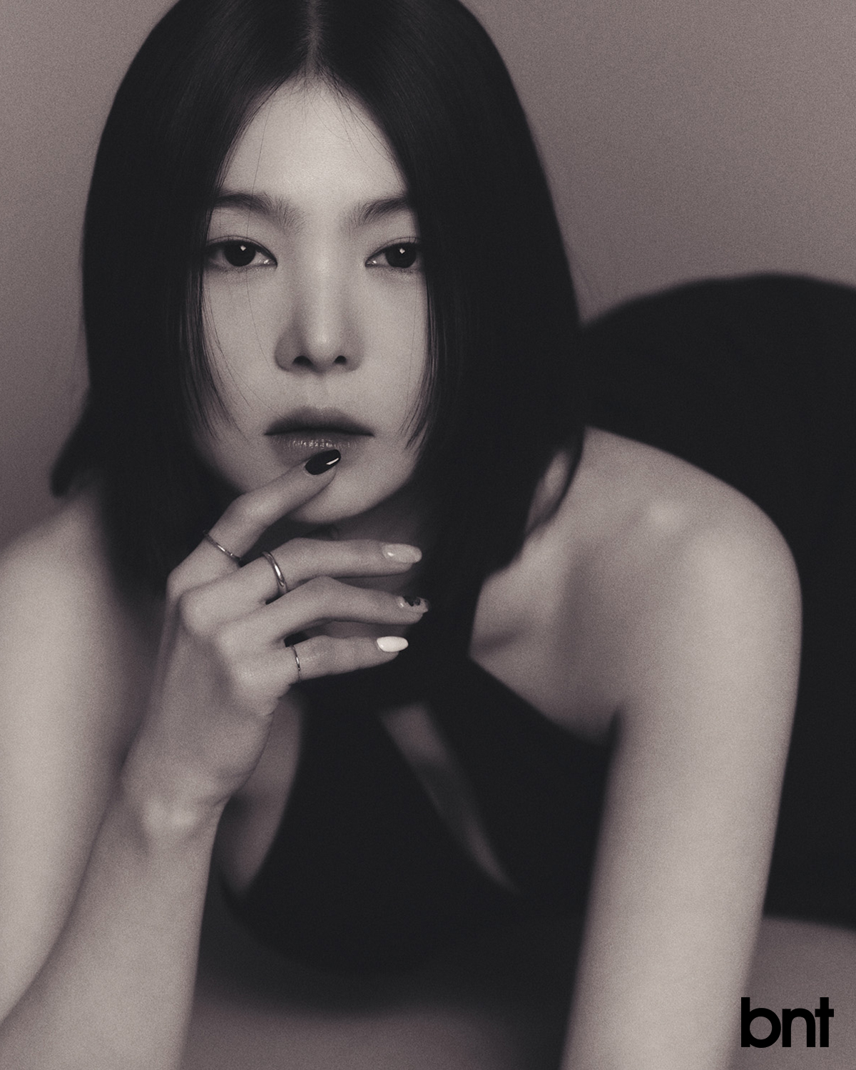 GHfR_uCa8AAbFH7?format=jpg&name=large