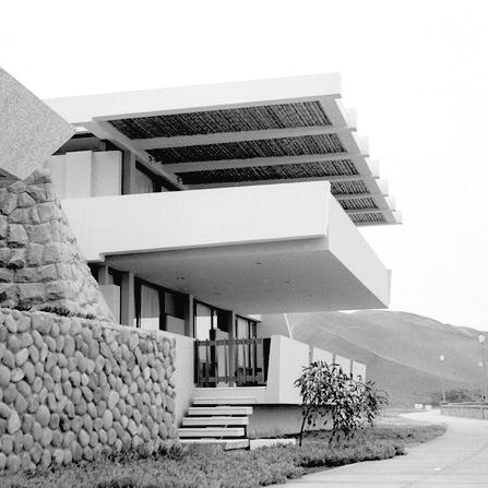 Casa Torres Calderón.
Lima (1960)
Weberhofer + Collantes.

#JuevesDeArquitectura
#Arquitectura #Architecture