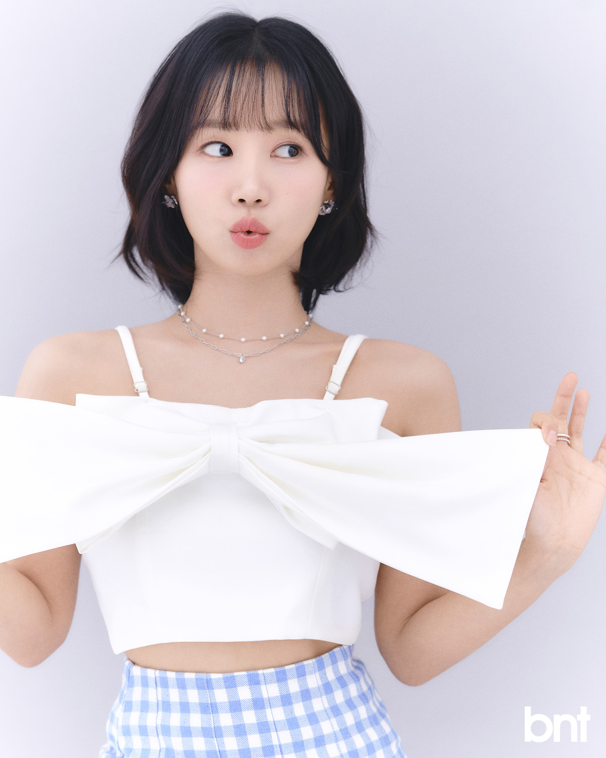 GHfSFIYboAApeV3?format=jpg&name=large