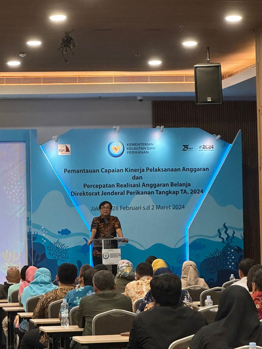 Hai #SahabatBahari, Sekretaris <a href="/djpt_kkp/">Direktorat Jenderal Perikanan Tangkap</a>, Trian Yunanda <a href="/Om_trian/">Om Yunanda</a>, membuka kegiatan Pemantauan Capaian Kinerja Pelaksaan Anggaran dan Percepatan Realisasi Anggaran Belanja Direktorat Jenderal Perikanan Tangkap Tahun 2024 (28/02).

#2024KKPBeyond #DJPTBersinergi