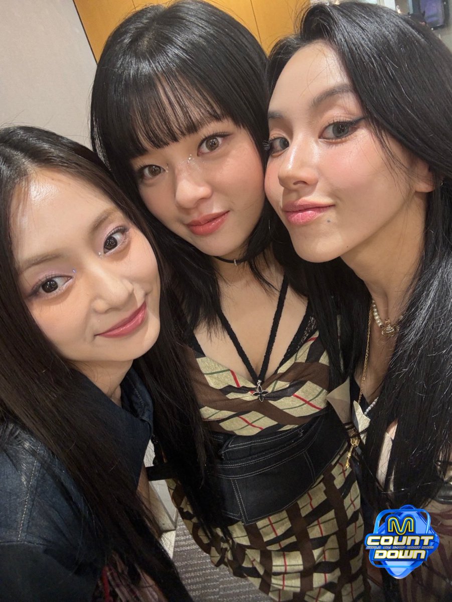M COUNTDOWN tweet media