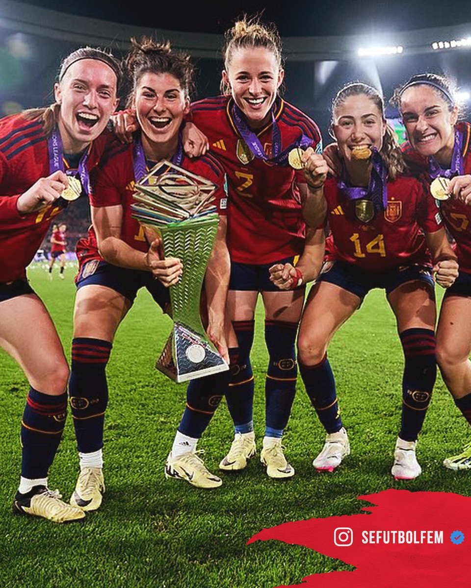 📸 @LuciaGarcia17 is a #UWNL winner! 🏆🇪🇸

#MUWomen