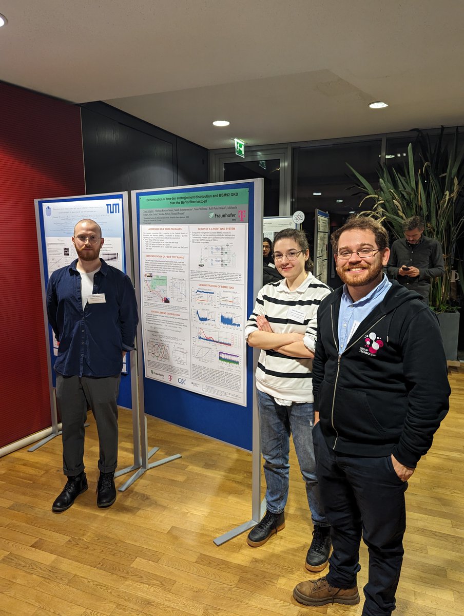 FraunhoferHHI's tweet photo. At the QR.X project's workshop, we presented the successful demonstration of entanglement-based #QKD with a protocol compatible with #QuantumRepeaters via the Berlin test track between Fraunhofer HHI and @T_Labs.
QR.X is funded by @BMBF_Bund.
👉https://t.co/460Vuzs150 https://t.co/JhqjLfmhVK