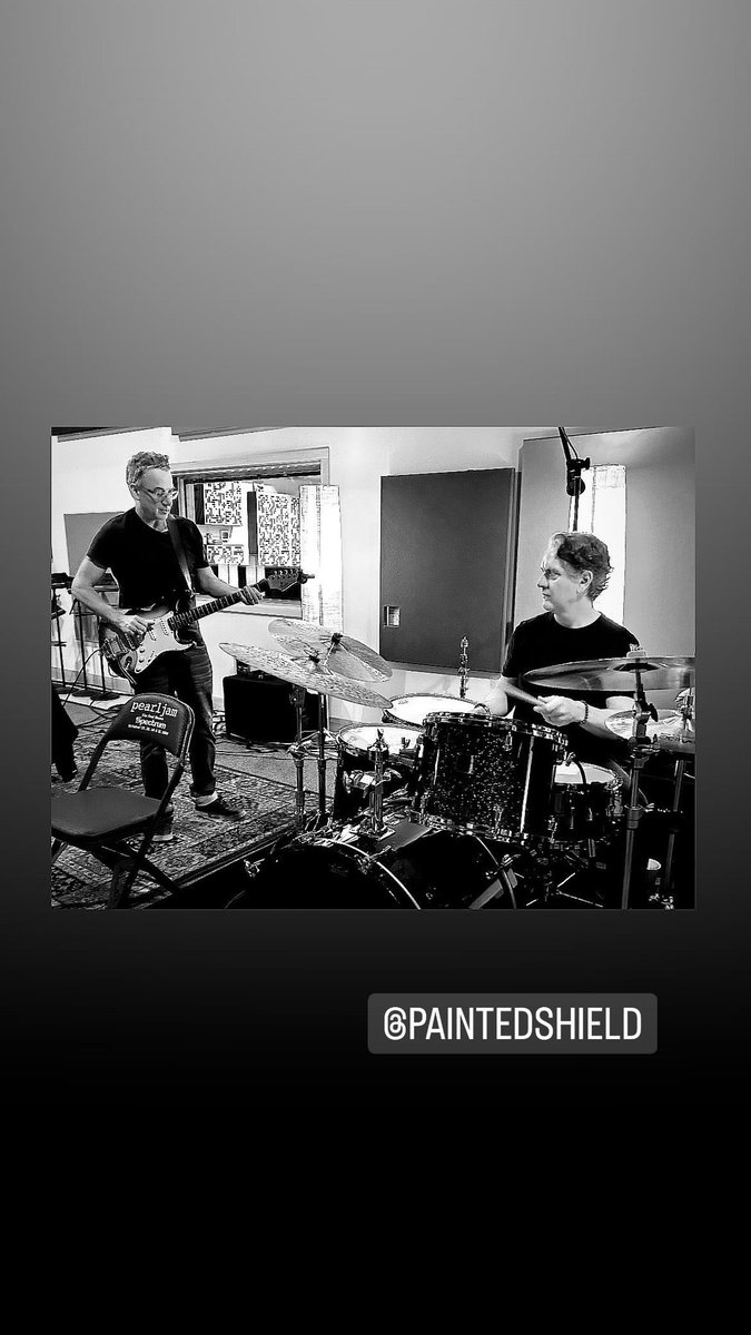 demetriosns's tweet photo. First of @PaintedShield rehearsals 🤘😄 https://t.co/P9PBU5bTzk #StoneGossard, #MasonJennings, #MattChamberlain, #BrittanyDavis and #JeffFielder https://t.co/5cMhkfyqUf