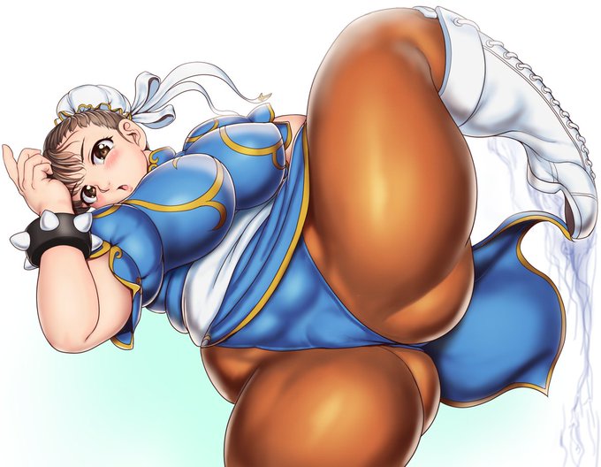 お題箱から、「蹴り技の威力が半端じゃなさそうな、どっしり下半身のぽちゃ春麗」。
 強烈なローキックは手に入れたものの、スピニングバードは飛び立たないでしょうね(*'ω`*) 