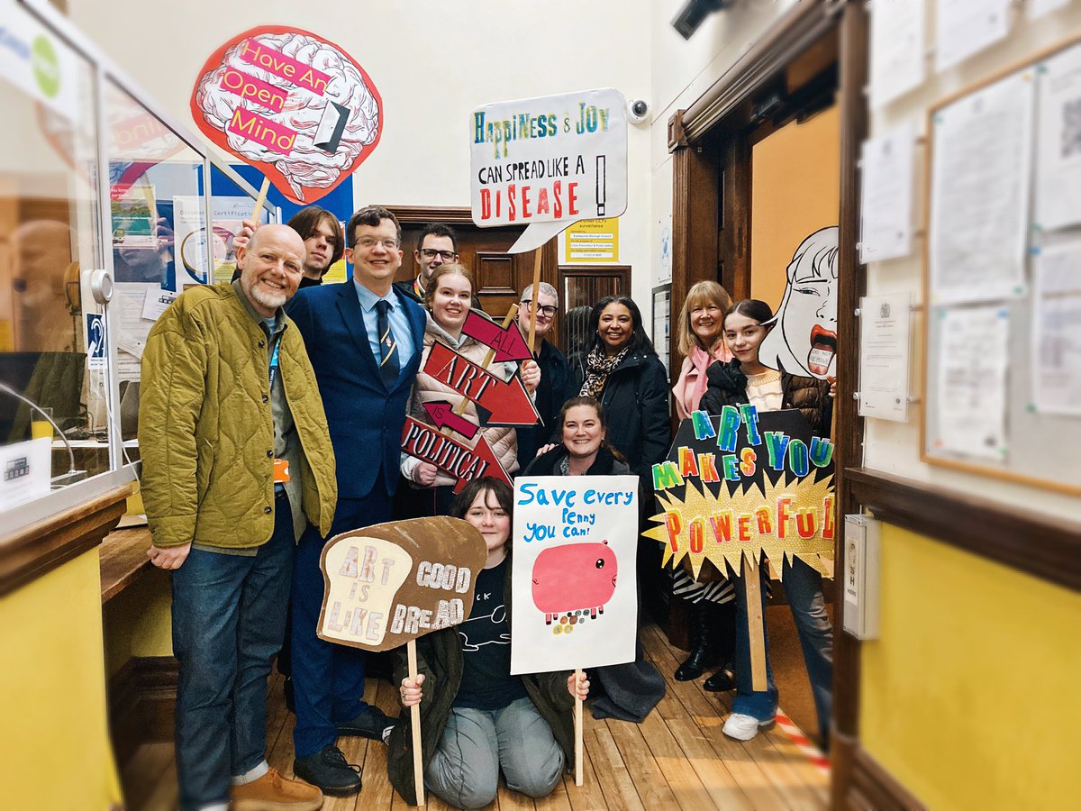 eastbournealive's tweet photo. Eastbourne Borough Council unanimously passed Councillor Williams’ motion on Youth Voice, which was seconded by EBC Leader, Councillor Holt! 🎉

Congratulations to everyone involved! #EastbourneALIVE #YouthVoice #eastbourneboroughcouncil 

@WeAreESCG @SarahCDance https://t.co/EytMMndCdK