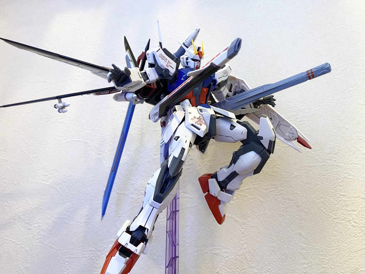 THM_warchief's tweet photo. 「カガリ！ルージュ貸して！」
ストライクルージュ ver.天空のキラ
#SEEDDESTINY
#SEEDFREEDOM https://t.co/P916GjqvG4