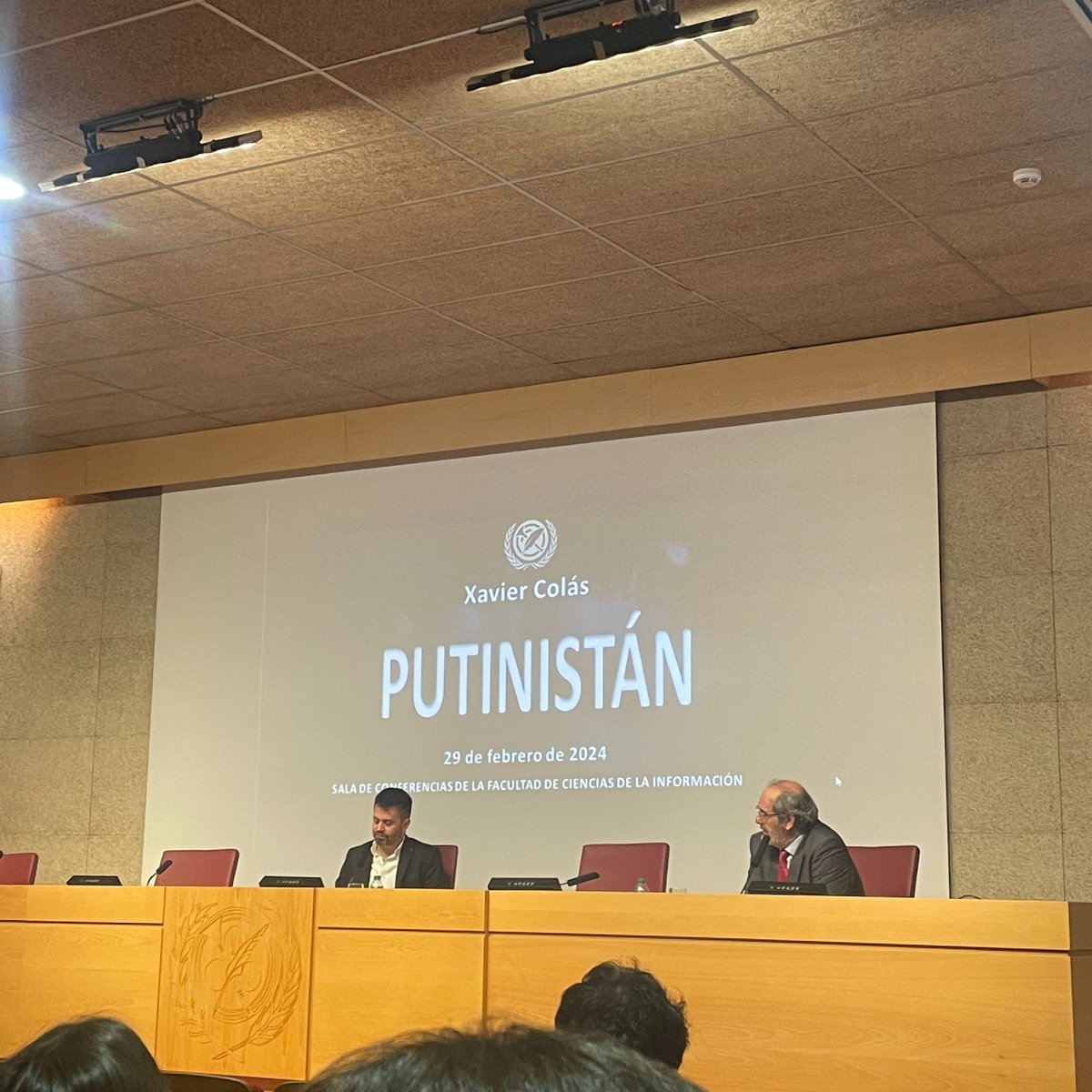 Hoy nos acompaña <a href="/xaviercolas/">Xavier Colás</a>, periodista y corresponsal en Rusia, para presentar su nuevo libro 'Putinistán'. #GabinetesUCM