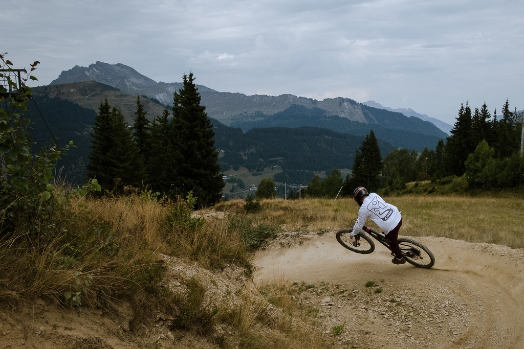 Cotic News tweet media