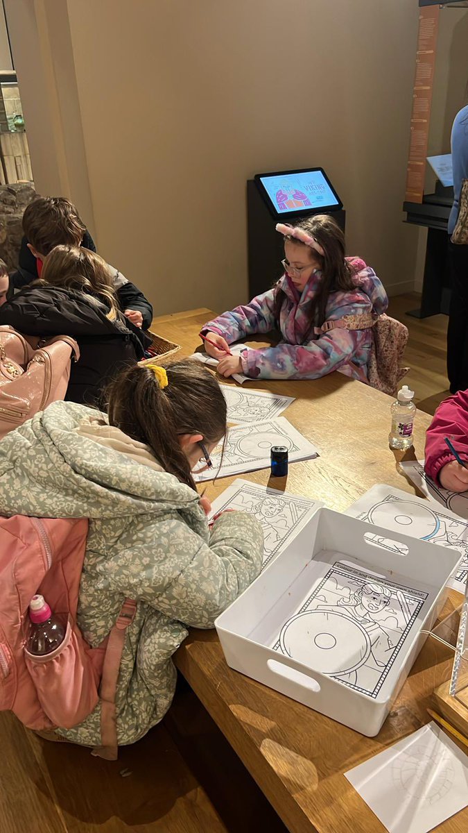 Year 4 HighStPrimary tweet media