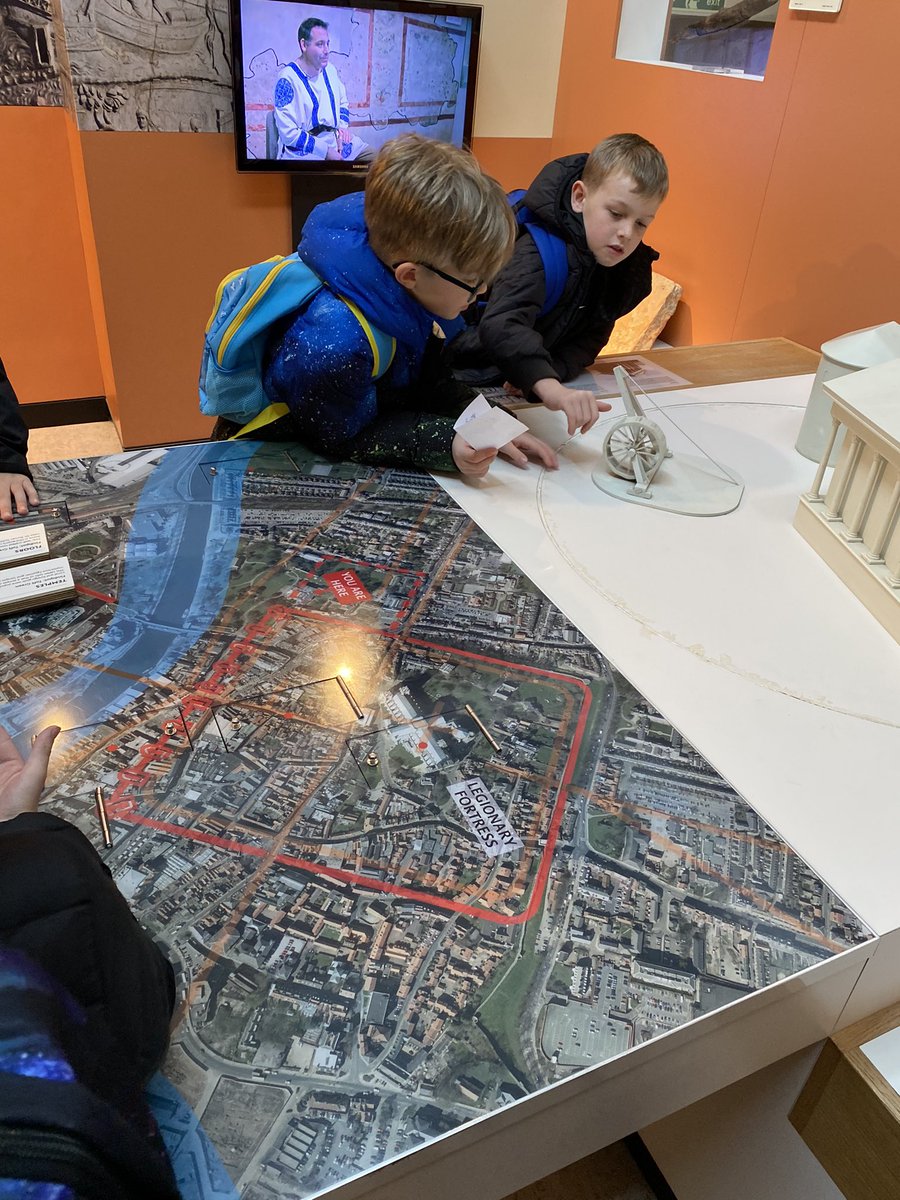 Year 4 HighStPrimary tweet media