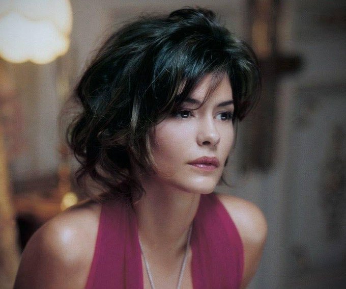 AUDREY TAUTOU - Página 3 GHf_UEzXIAASWvW?format=jpg&name=small