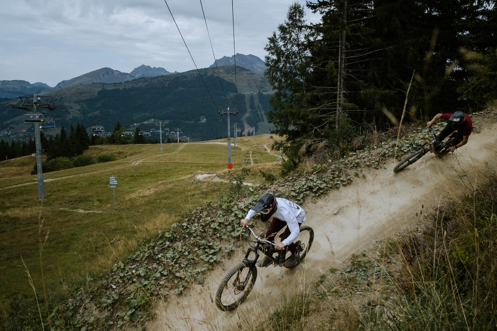 Cotic News tweet media