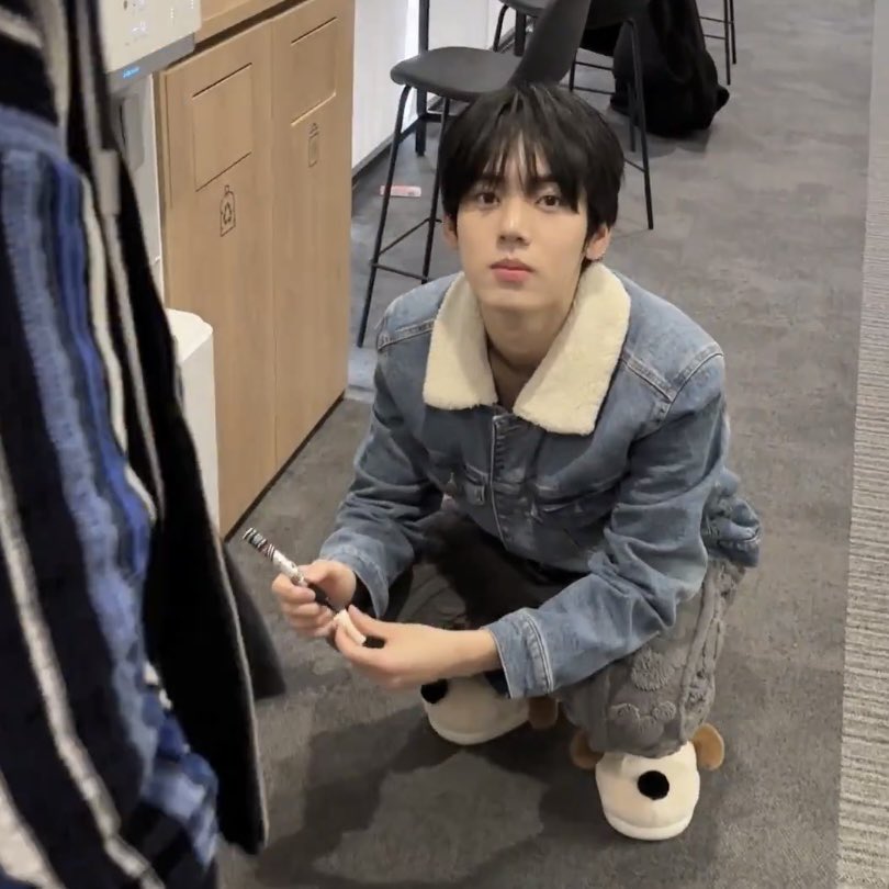 tiny tiny yujin tweet media