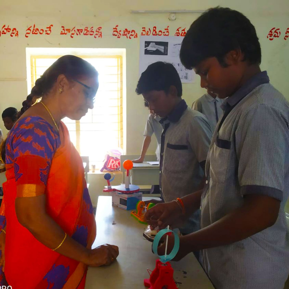 bflyfields's tweet photo. ZPHS , Palamangalam, A.P celebrated #NationalScienceDay24  with a fantastic #sciencefair featuring #ButterflyEdufields #STEMToys . Witnessing the enthusiasm of students &amp; the response was incredible🚀Here's to sparking #Curiosity  &amp; #joyful #learning ! 🌟 https://t.co/5l9Fl5nOU4