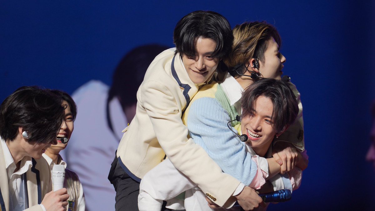 Salt￤fan acc tweet media