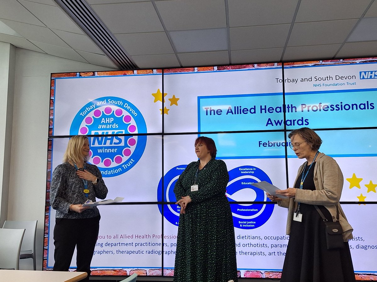 Our 1st AHP winner is physio Phillipa Newton-Cross who was nominated by a patient for her amazing work on reducing their pain by over 95%! 👏👏 #AHPsawards @GinaSargeant @RhodaAllison17