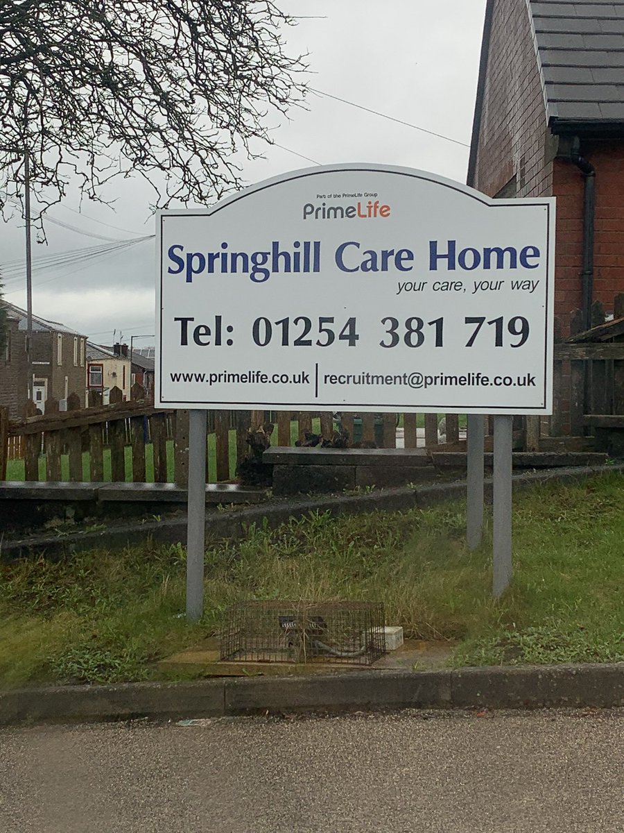 Steady on visited Springhill care home in Oswaldtwistle to deliver #fallspreventiontraining talking about non-clinical ways to help prevent falls/trips/slips. @ELHT_NHS @ELHTIHSS @ELHTComms @Cicdivision @TonyMcD99535329 @emlucja