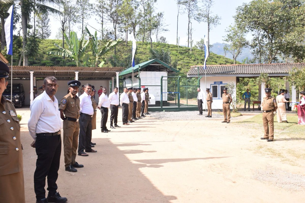 UNRCPD's tweet photo. Last week, @UNRCPD @Ida_SL travelled to #SriLanka with @MAGsaveslives to deliver training on #Weapons and #Ammunition Management and #Gender in operational #smallarmscontrol during MAG’s Armory Storekeepers courses for police https://t.co/YBR3Lx1zVo