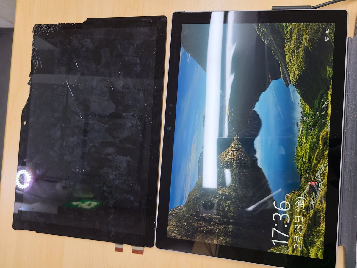 smartmax_repair's tweet image. #SurfacePro5
ディスプレイ割れ交換修理のご依頼です！いつも当店をご利用頂き誠にありがとうございます🙇🙇‍♀️
右上の方から衝撃が加わり、ひどく割れた状態でした😵💦
表示に乱れはあったものの、起動に問題無い為、新品ディスプレイに交換して無事に完了致しました✨
#タブレットまっくす
#即日
#修理