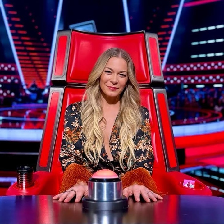 📷  from Instagram @TheVoiceUK 
 💙  @LeAnnRimes