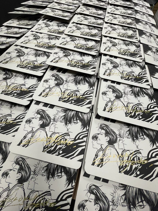 #完全版アイル
ダンディさんのとこTORICOさんでBOXサイン入れてきました✧
(いつかダンディ・ナイト2、期待してます✧)

そして全巻BOX。BOX単体でも買えます!箱好き(僕)に嬉しい。何卒🙏
サイン入り当たらなかった方は、僕参加のイベントに持って来ていただけたら…😊
https://t.co/heU04VVKG5 