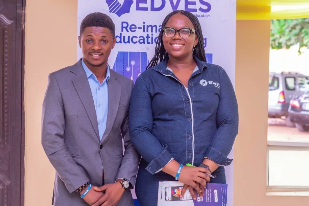 EdvesSuite's tweet image. Moments from the Technovation Girls Nigeria event held in Sagamu, Ogun state.

Spot any familiar faces? Tag them below! 👇

#EdTech #EdTechImpact #edves #reimaginingeducation #schoolmanagementsoftware