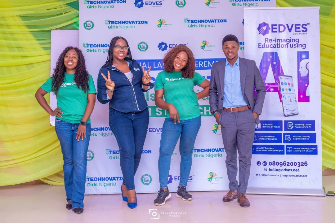 EdvesSuite's tweet image. Moments from the Technovation Girls Nigeria event held in Sagamu, Ogun state.

Spot any familiar faces? Tag them below! 👇

#EdTech #EdTechImpact #edves #reimaginingeducation #schoolmanagementsoftware