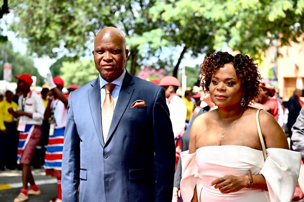 OtpLimpopo's tweet photo. Dignitaries and guests walking on a red carpet during the 2024 State of the Province Address at Jack Botes Hall, Polokwane. #LimSOPA2024 #LeaveNoOneBehind #30YearsOfFreedom #LetsGrowLimpopoTogether https://t.co/DofrCZIriD