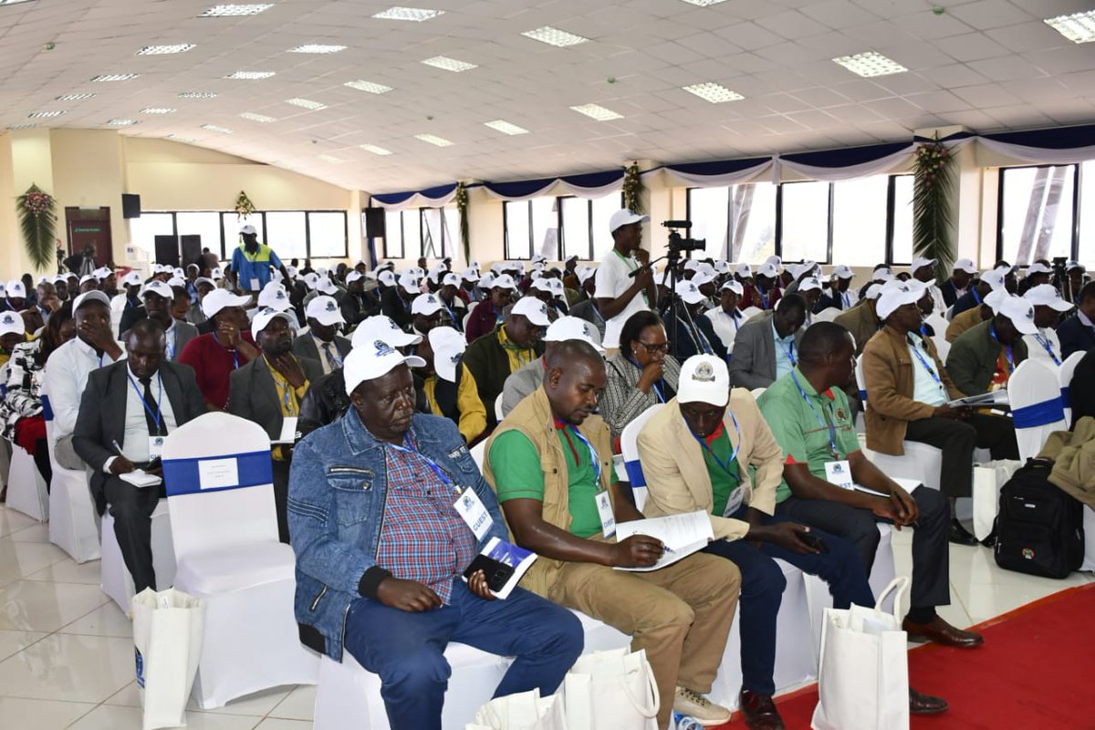 Ushirika_Kenya's tweet photo. Thursday 29th February, 2024: Principal Secretary, @PSKilemi underscored the pivotal role played by the Cooperative movement in fostering the delivery of the transformative agenda in the productive sector in the Country.
#EmpoweringSaccos
#CooperativesReforms https://t.co/7lpll3iX7c