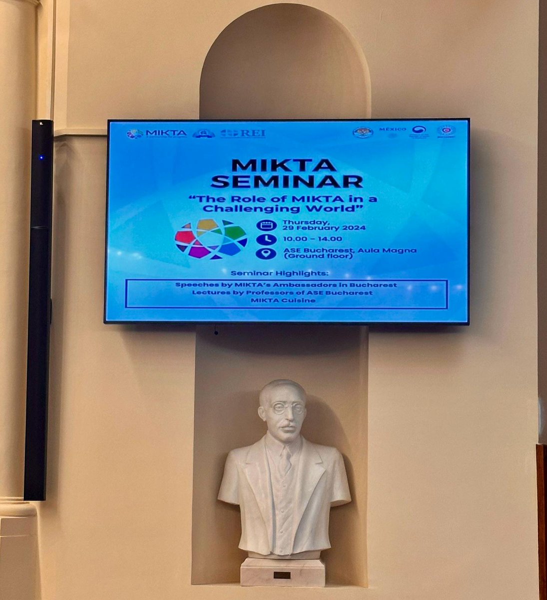 ICIBucharest's tweet photo. ICI Bucharest is honored to be part of the ongoing seminar "The Role of MIKTA in a Challenging World," hosted today, February 29, 2024, at the Aula Magna of The Bucharest University of Economic Studies (#ASE): https://t.co/cf1NiaFicy
#MIKTA #diplomacy #ICIBucharest #innovation https://t.co/yscTJYoI8v
