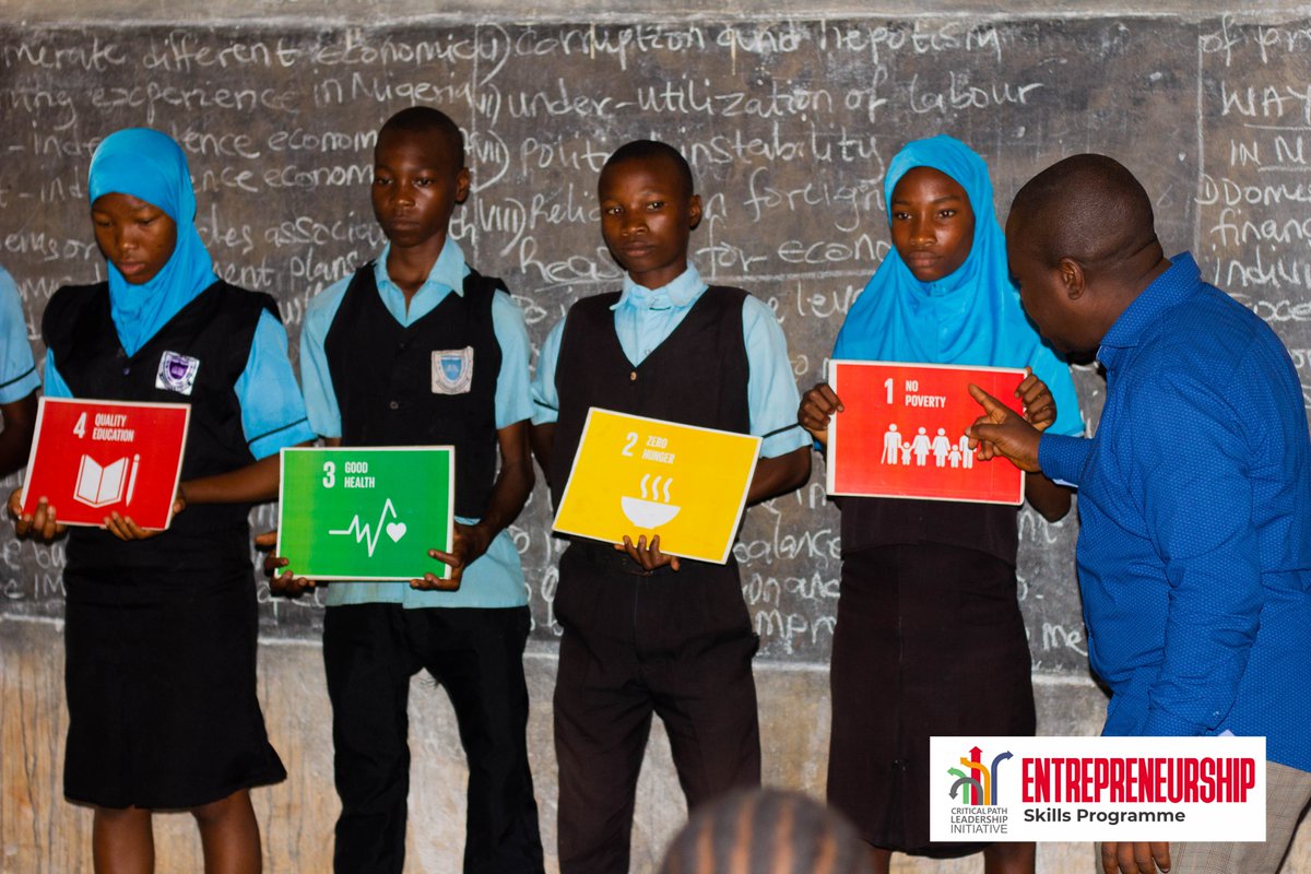 criticalpathng's tweet photo. Let's continue empowering the next generation! #CPLi #EmpoweringYouth #Entrepreneurship #EducationForAll 🇳🇬 https://t.co/Y0qmPKb8Pd