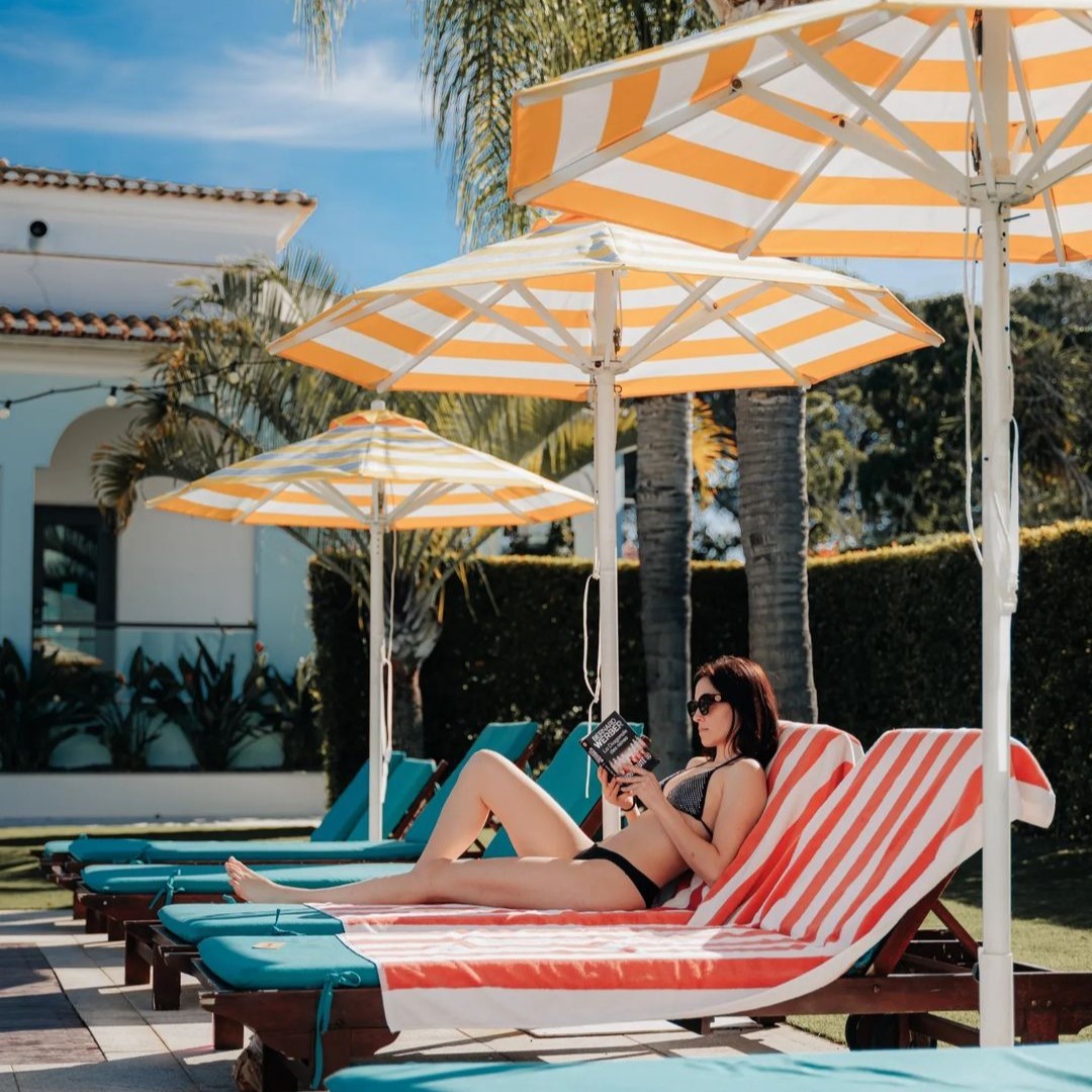 Just a quick reminder that your winter can look like this! 😌💦☀ Just saying... 😉 #themagnoliaescape