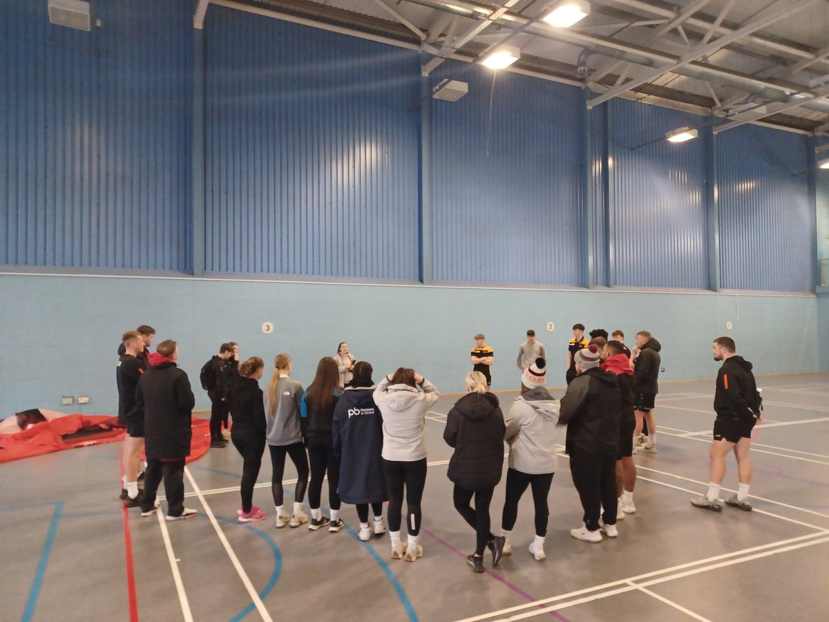 Calm before the storm ahead of #RookieRugby across @dragonsrugby All hands on deck for the arrival of 200 girls from Yr 5 & 6 ✅️ WRU Staff & Apprentices ✅️ @DragonsHUBs & Rugby Leaders ✅️ @DRA_Community ✅️ @RNinWales Diolch @TorfaenLeisureT & everyone involved