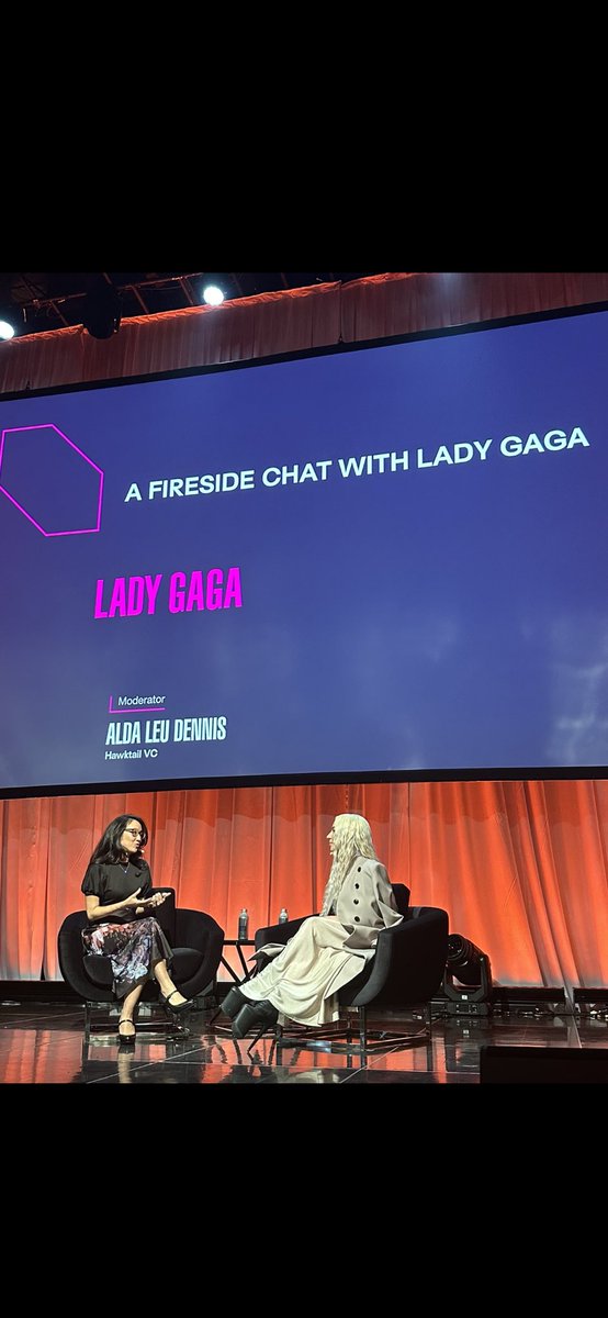 AldaLeuDennis's tweet image. Thanks to the brilliant and lovely @ladygaga for sitting down with me to talk about innovation, beauty and how to keep the bar high. #upfrontsummit
