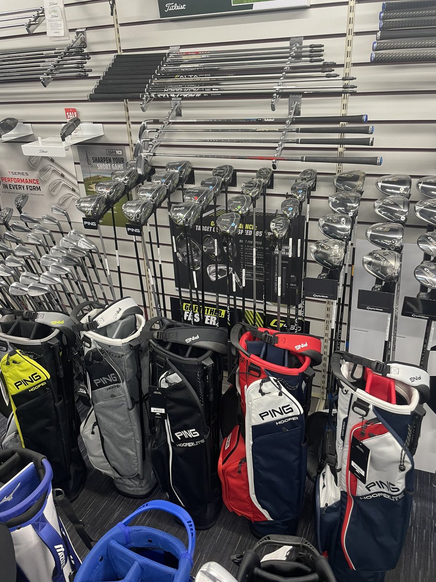 ddpgapro's tweet image. Special offer ends Saturday 12 noon 2nd March 2024

PING HOOFERLITE BAGS £169.00 &amp;amp; includes a sleeve of any Titleistbor TaylorMade balls

DM me to reserve your preferred colour

#itswhatwedo 
#halifaxbradleyhallgolfclub
#HX49AN