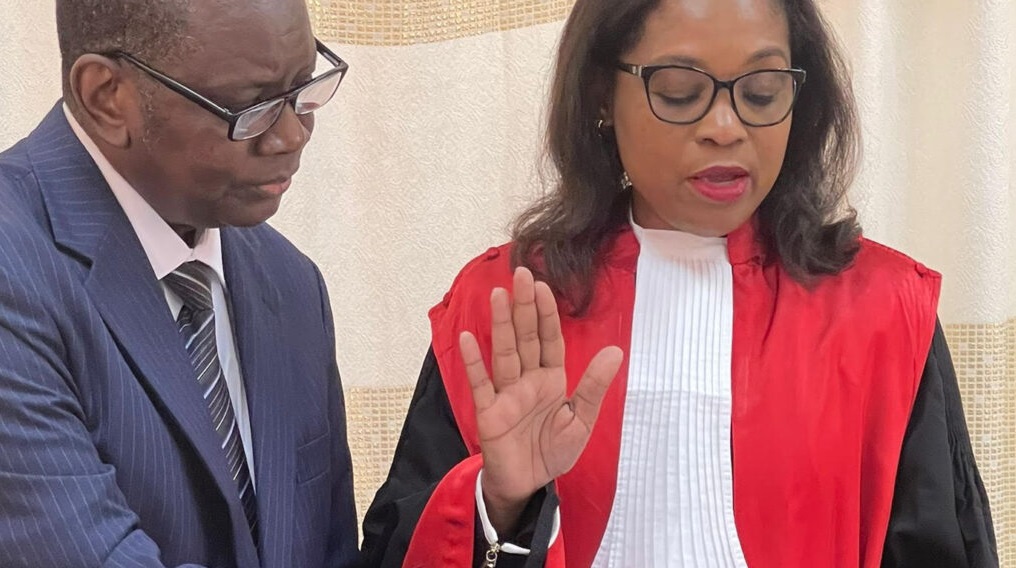 Judge Paula da Conceição Machatine Honwana sworn in as RSCSL Justice
ow.ly/Q35c50QJ9Ta
#Mozambique #Moçambique #SierraLeone @SpecialCourt