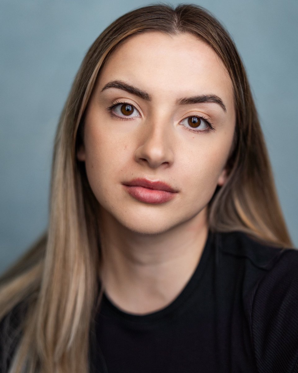 Emma Anderson tweet media