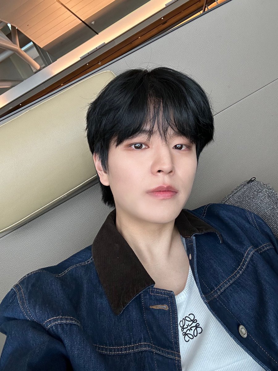 roundmin's tweet photo. 아 님너무귀여운데요 https://t.co/SWFbgxtoXO