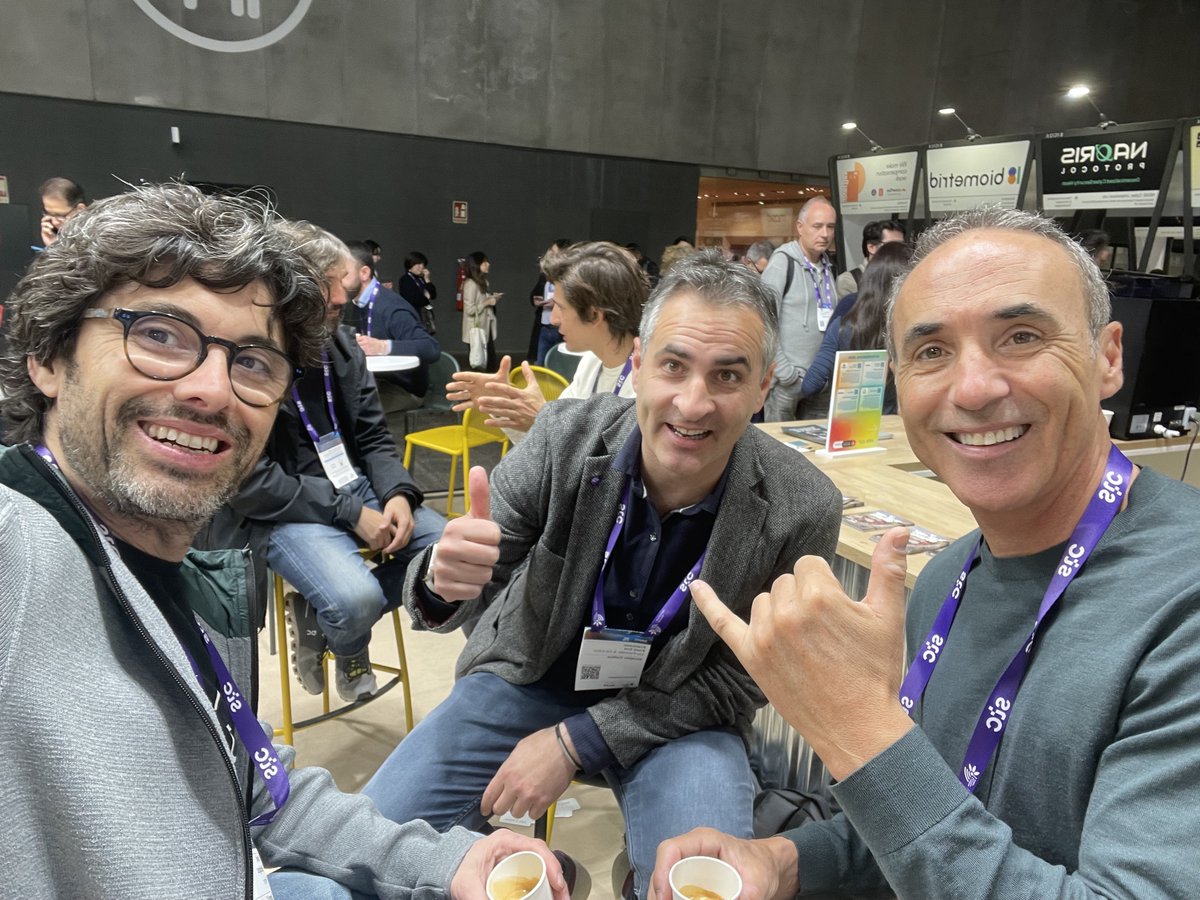 GammaUX's tweet photo. Wrapping up another great Mobile World Congress in Barcelona. Big thanks to everyone who joined us, especially Francesc Font from @IncaptoCoffee and the folks at @BCNHealthHub. Your support and company mean the world to us. See you at the next one!

#MWC24 #MWC #FyFN #event https://t.co/ndKQ1Et5vH
