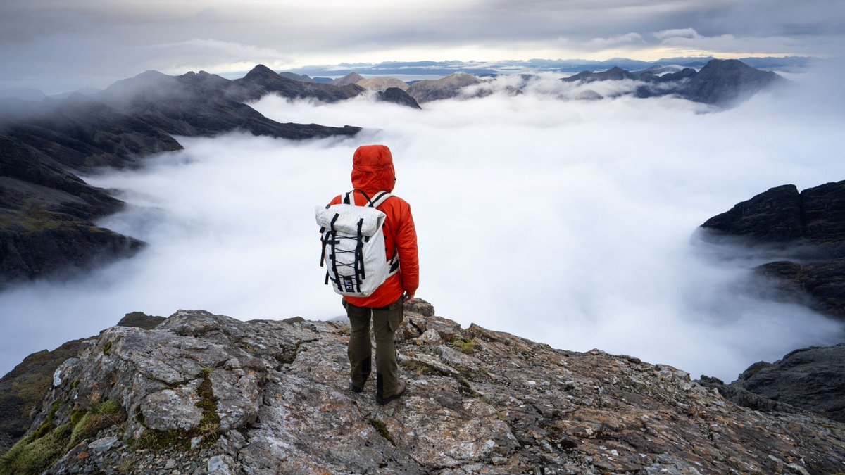 Our Keela Ambassador Adrian shares his insight on how the Keela Solo Jacket has seen him through expeditions to mountain peaks high above the clouds and countless breathtaking views, all year round 🏔️ ow.ly/6ebk50QIQML