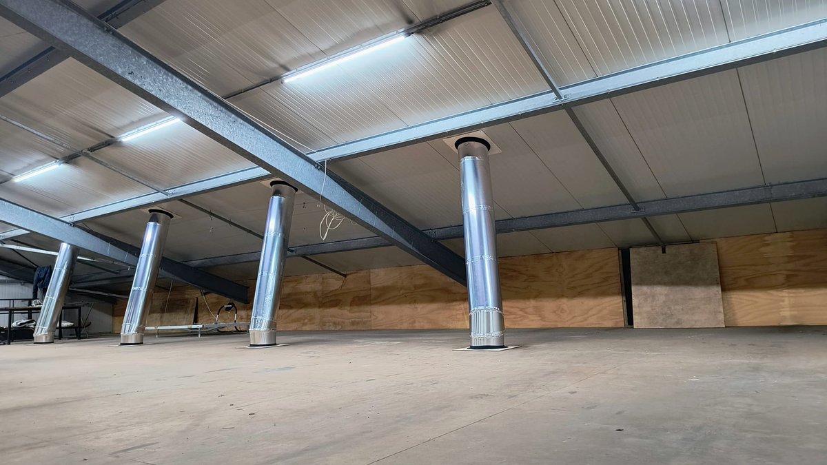 Do your living areas have at least 0.5 m² of daylight?

Our daylight tubes are permitted when meeting this requirement. In this way we help entrepreneurs to comply with the Standard for housing for migrant workers.