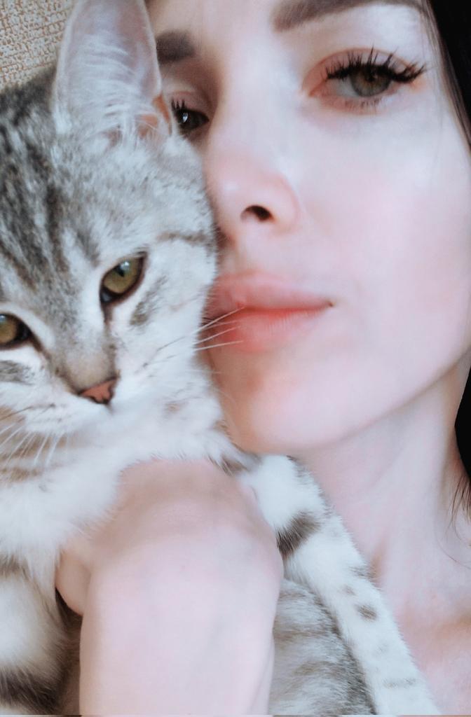 Kattyproarty.eth°tez° tweet media