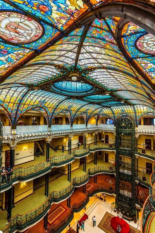 The Gran Hotel Ciudad de Mexico, Art Nouveau glasswork (C.1908)