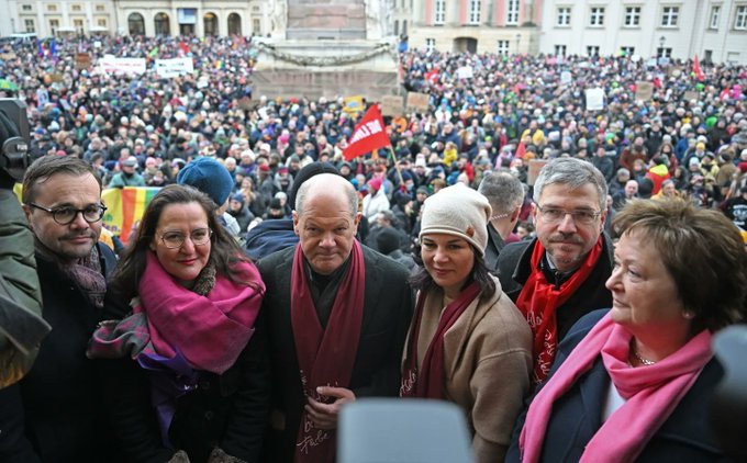 Der 'Geheimplan' zur #Deportation deutscher Staatsbürger ist ein von #Correctiv bewußt irreführend konstruierter Skandal. Es gab ihn nicht. Correctiv wusste das. Und auch die Bundesregierung. Das ist der eigentliche Skandal: Sie hat gegen besseres Wissen dennoch die Bürger nach…