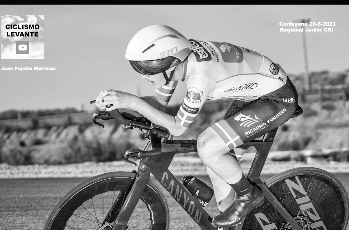 FedCiclismoRM's tweet photo. Con todo el dolor de nuestro corazón tenemos que informar del fallecimiento por accidente de Juan Pujalte Martinez

Miembro de la Selección Murciana de Ciclismo 🖤

La Gran Familia Ciclista te echara de menos 🎗
D.E.P.  🌹 https://t.co/t5dKjDhqF9