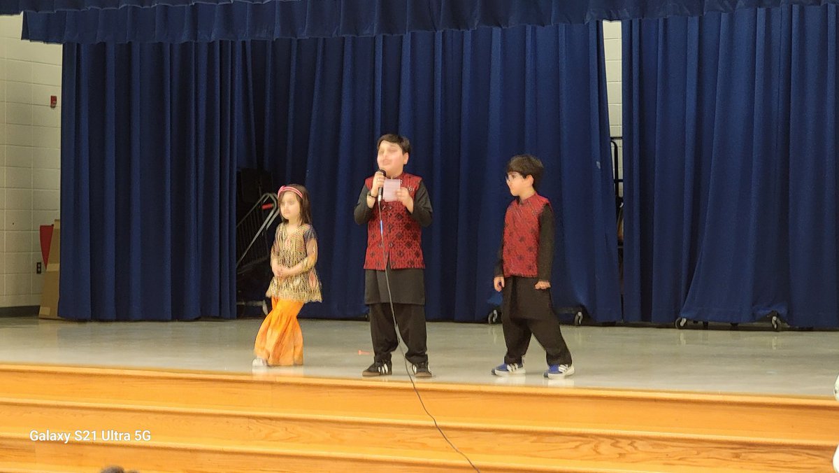 We had an amazing turnout for our International/Multicultural Night! Students, families, and staff were able to share their family's culture through food, informational displays, and dance!